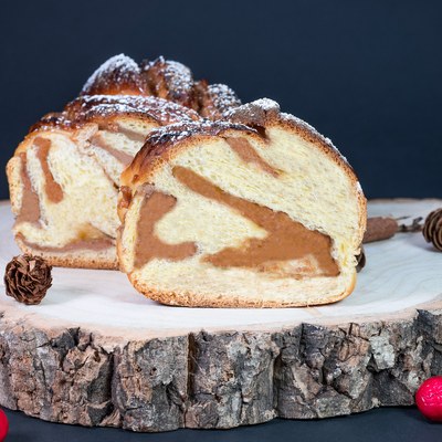 Apple Cinnamon Babka